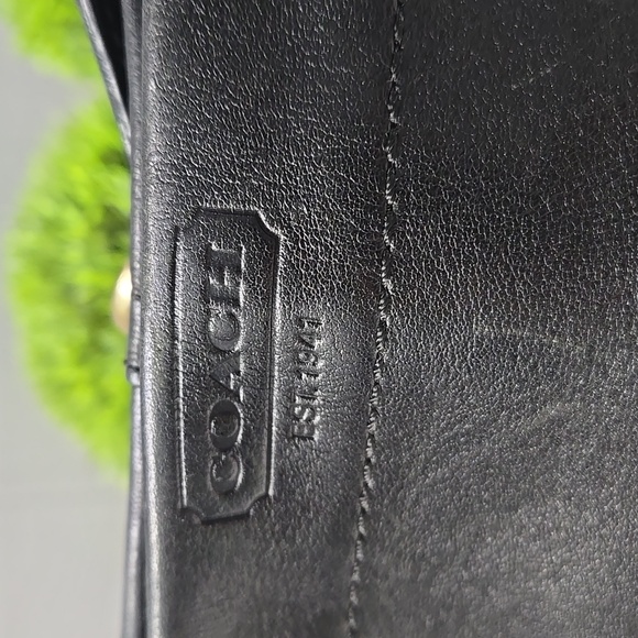 Coach Black Leather Mini Shoulder Bag with Gold Hardware. Great Condition - Picture 4 of 8